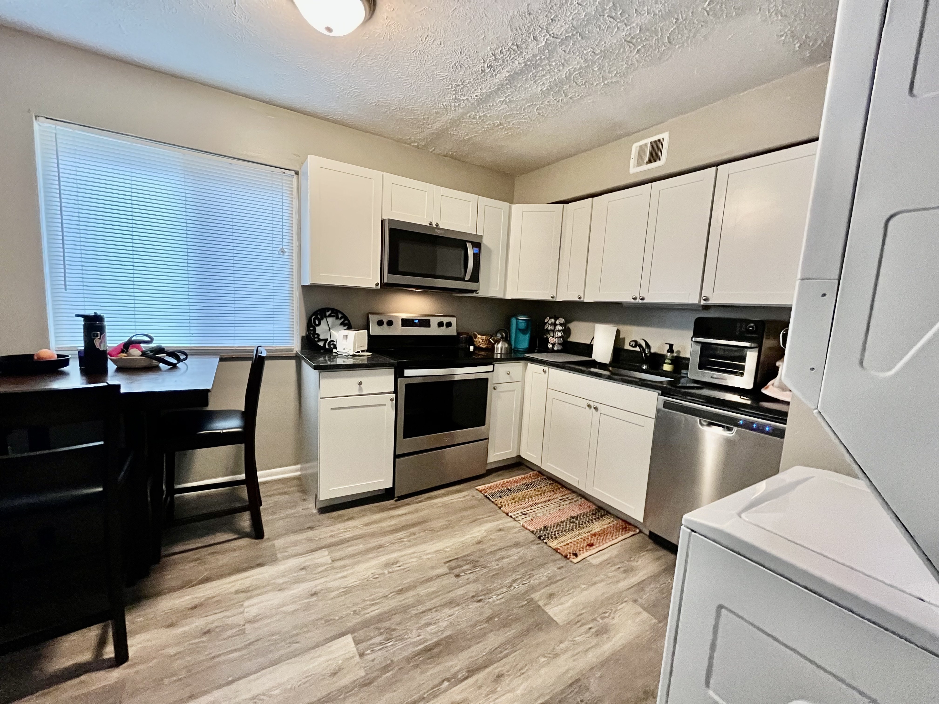 1235 Summit Street - B